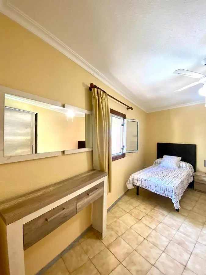 Playeros Apartment 2 Bedrooms In Los Cristianos. Los Cristianos  Spagna